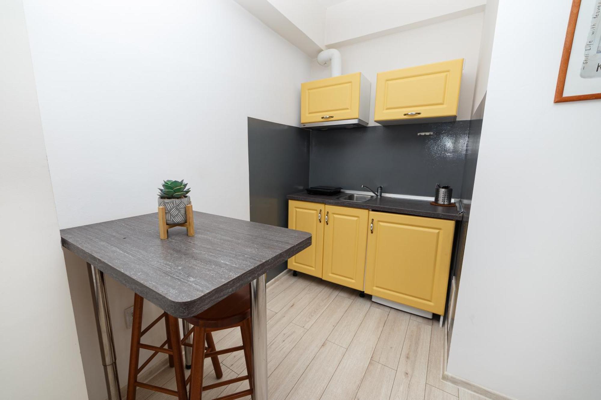 Color Apartments Old Town Center Bucureşti Ngoại thất bức ảnh