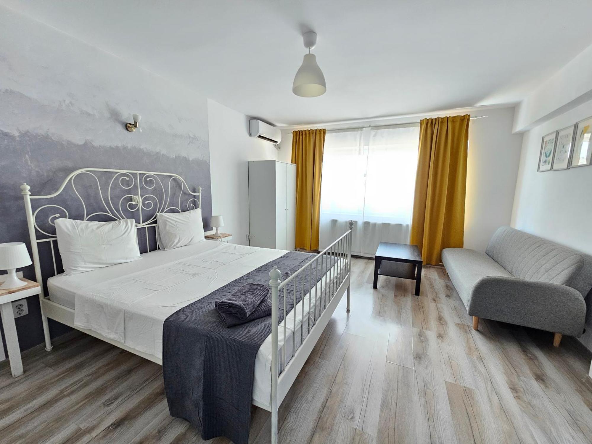 Color Apartments Old Town Center Bucureşti Ngoại thất bức ảnh