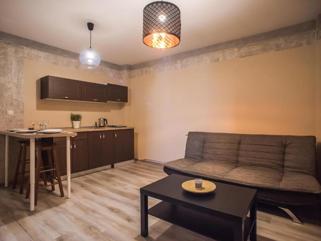 Color Apartments Old Town Center Bucureşti Ngoại thất bức ảnh