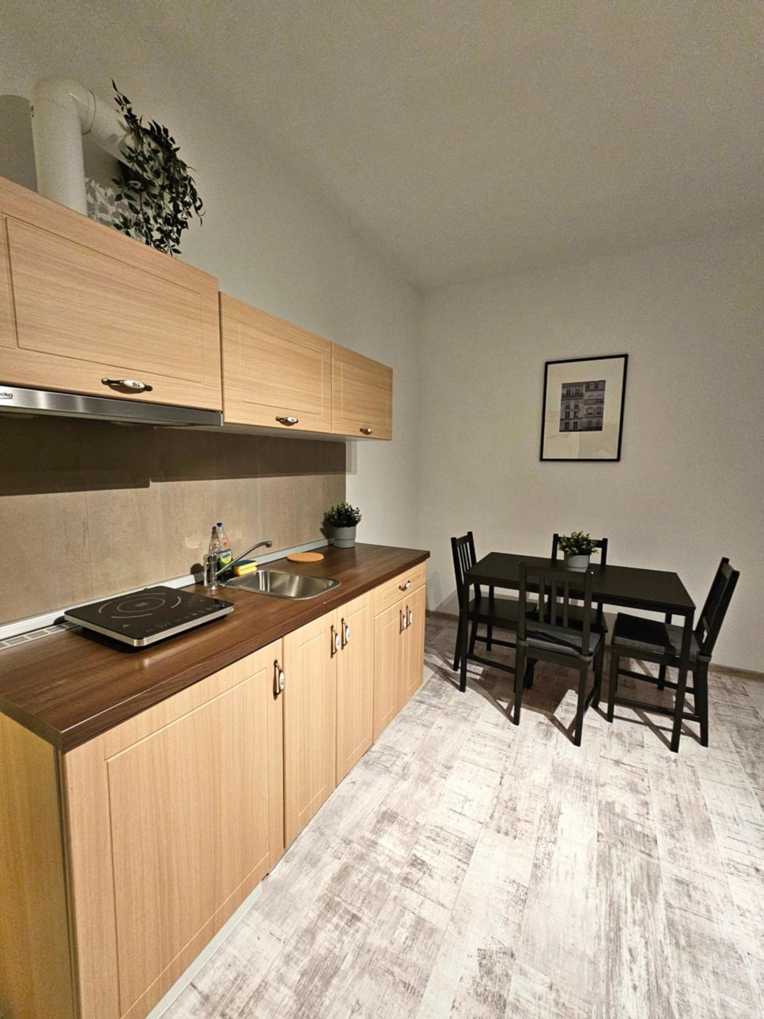 Color Apartments Old Town Center Bucureşti Ngoại thất bức ảnh