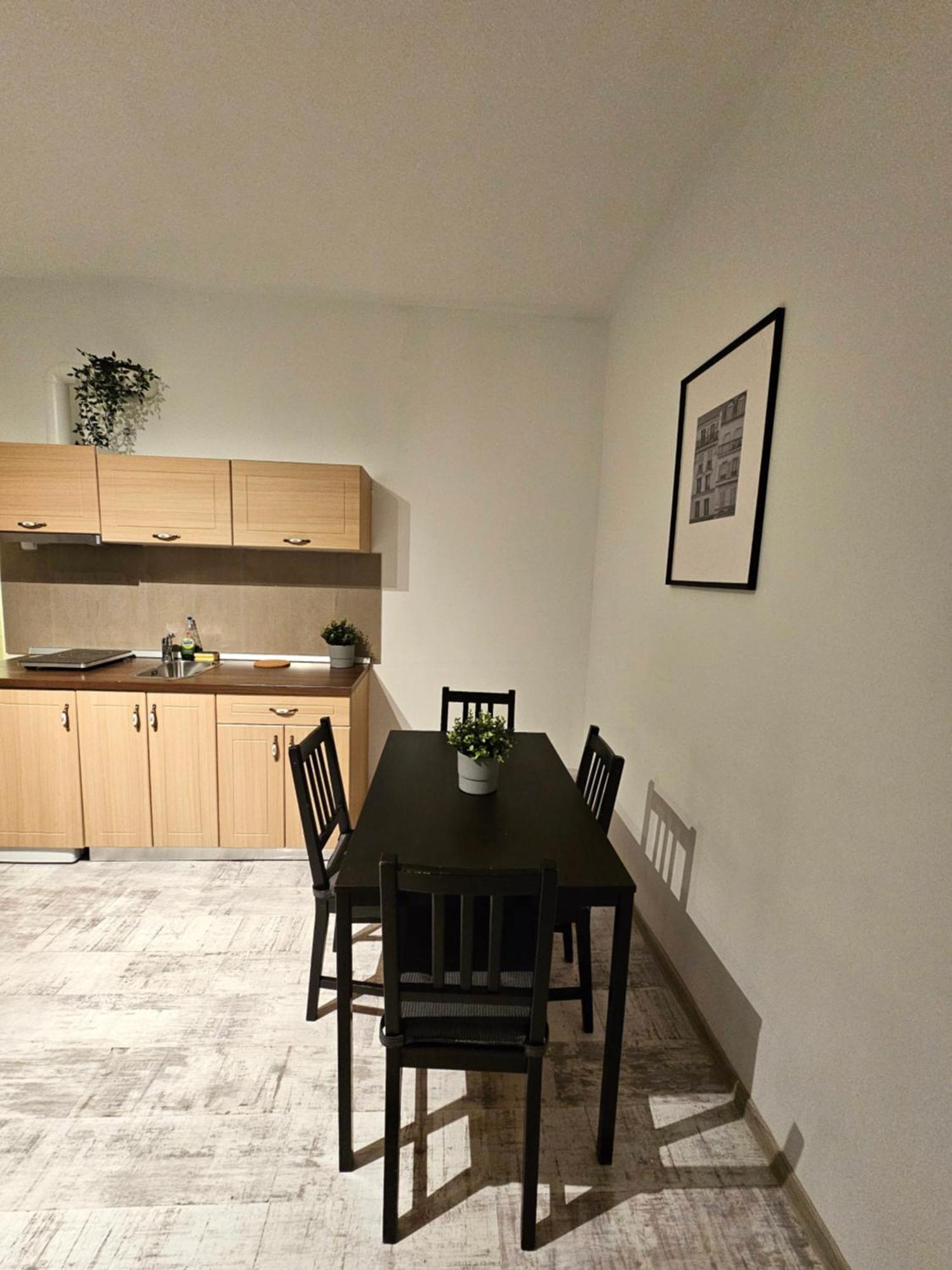 Color Apartments Old Town Center Bucureşti Ngoại thất bức ảnh