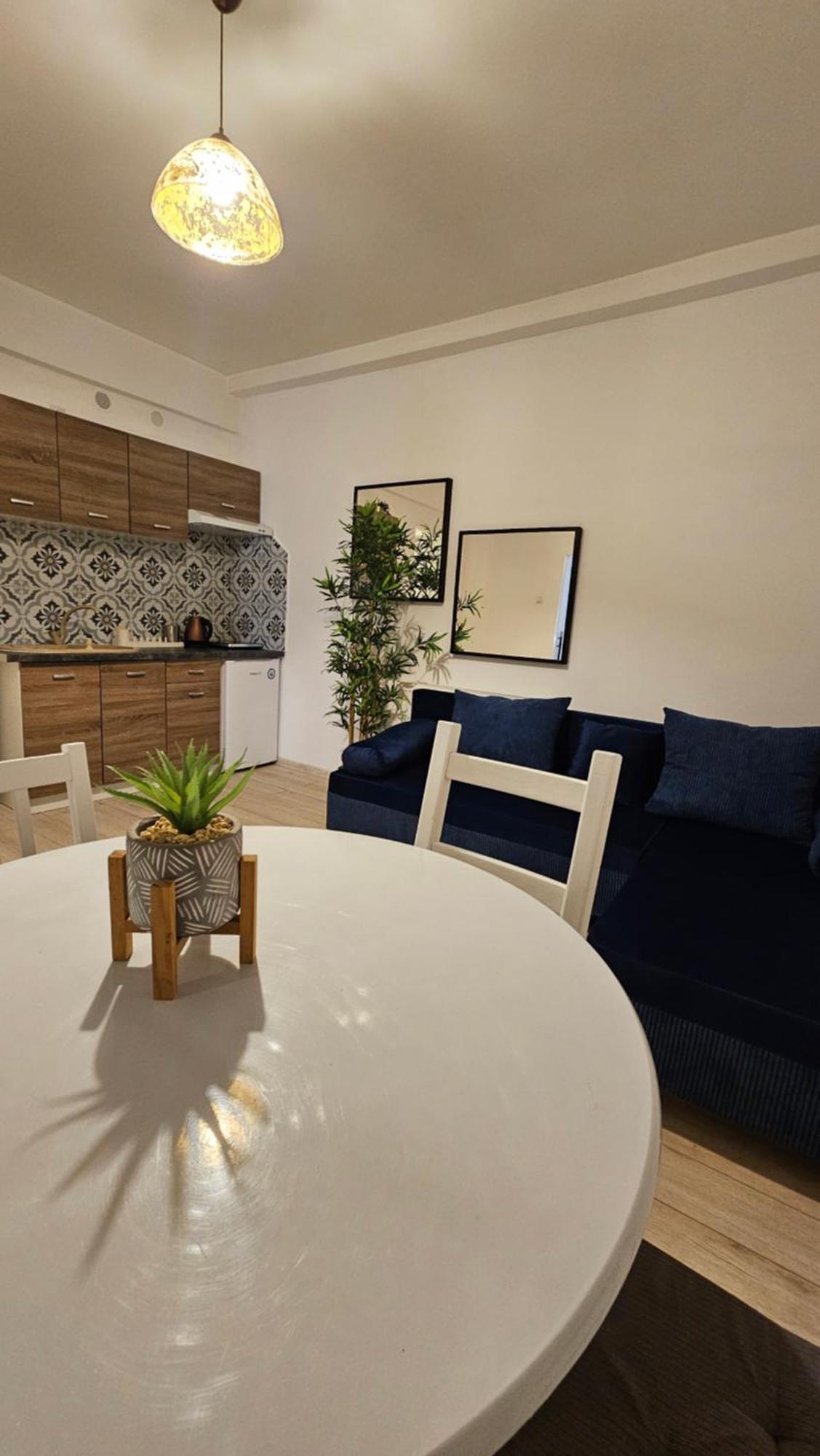 Color Apartments Old Town Center Bucureşti Ngoại thất bức ảnh